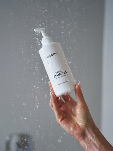 swederm Extra Shampoo - reinigendes und befeuchtendes Shampoo